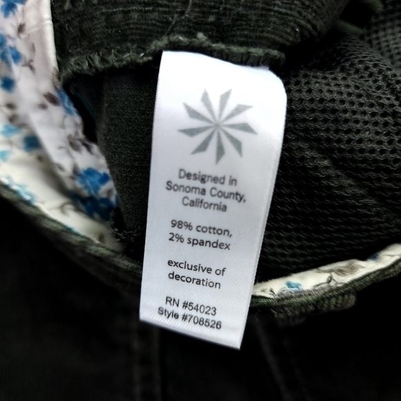 Athleta Green Corduroy Skirt Sz S - Picture 8 of 8